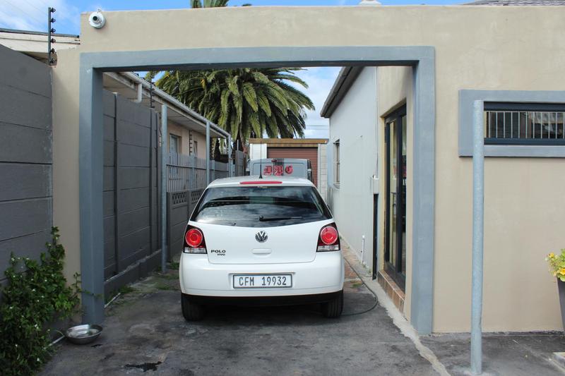 3 Bedroom Property for Sale in Glen Lilly Western Cape